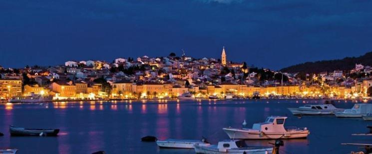 Apartments Vila Tisa Mali Losinj Exterior photo