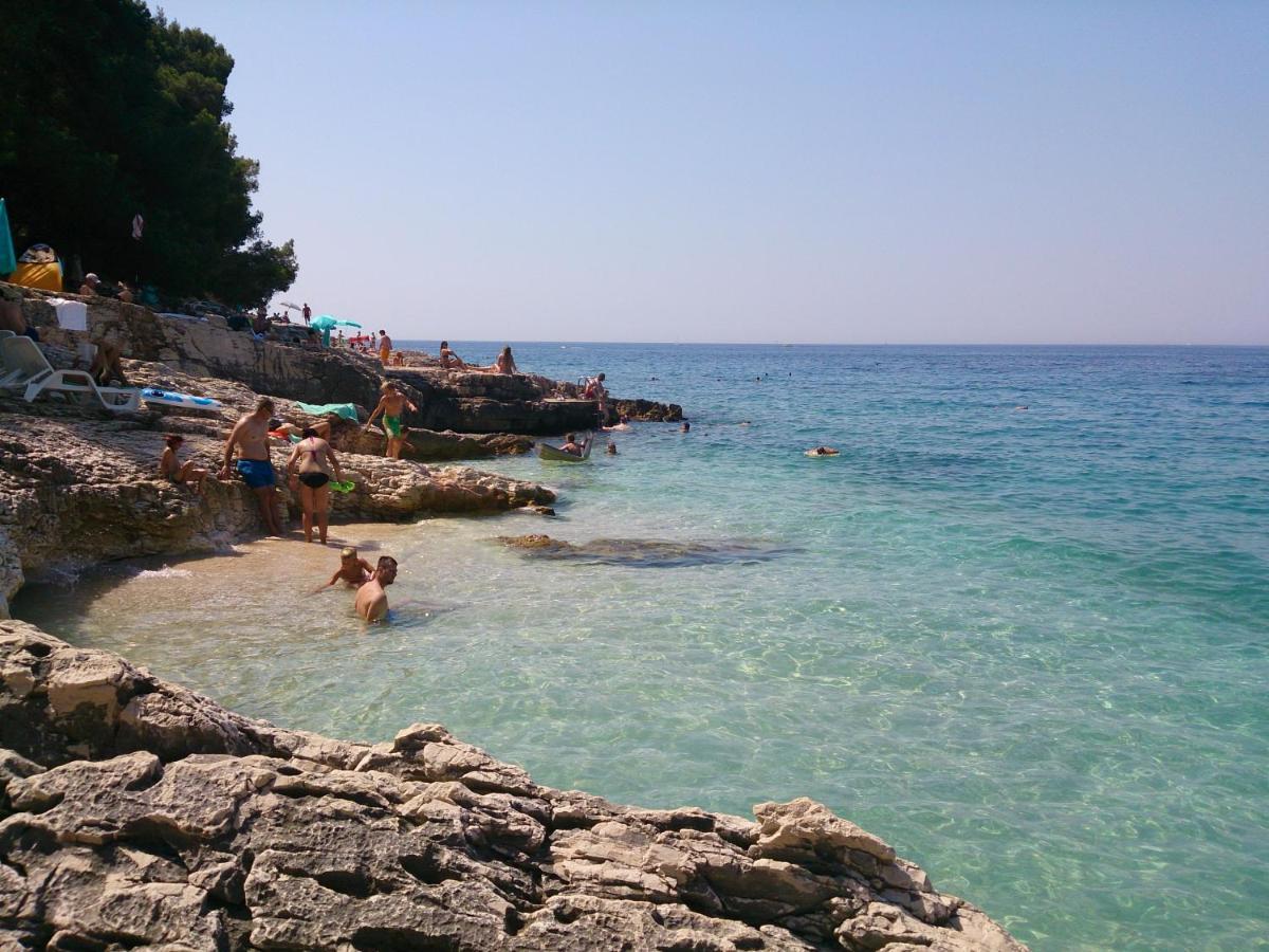 Apartments Vila Tisa Mali Losinj Exterior photo